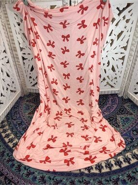 Pink Bow-Print Crib/Toddler Bedding FITTED Sheet ONLY